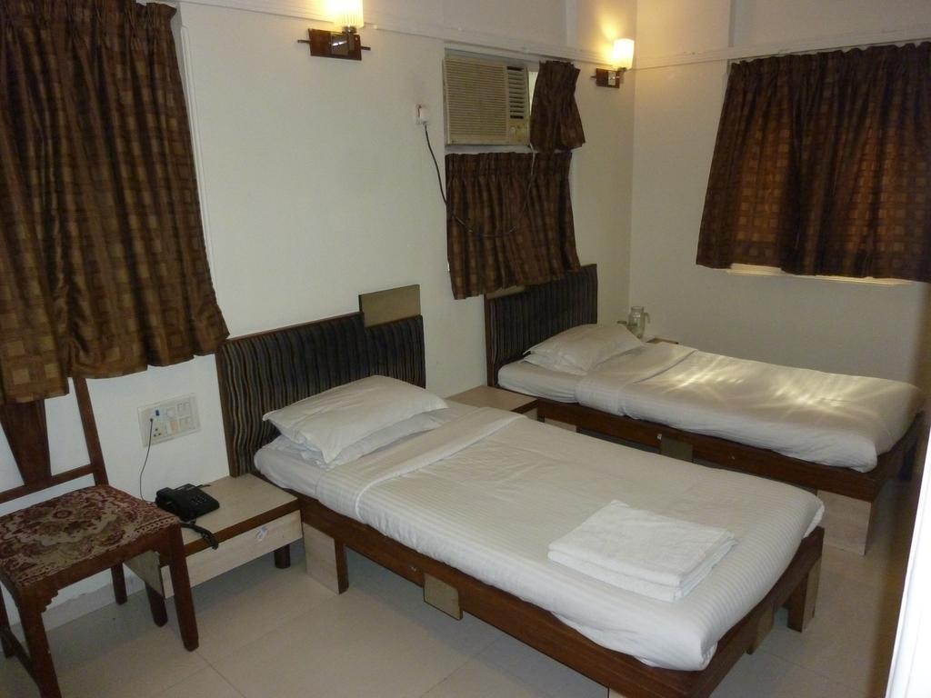 Hotel Park Shilton Mumbai Exterior photo